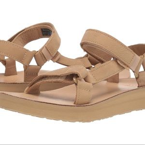 Teva Midform Universal Leather sandal in tan